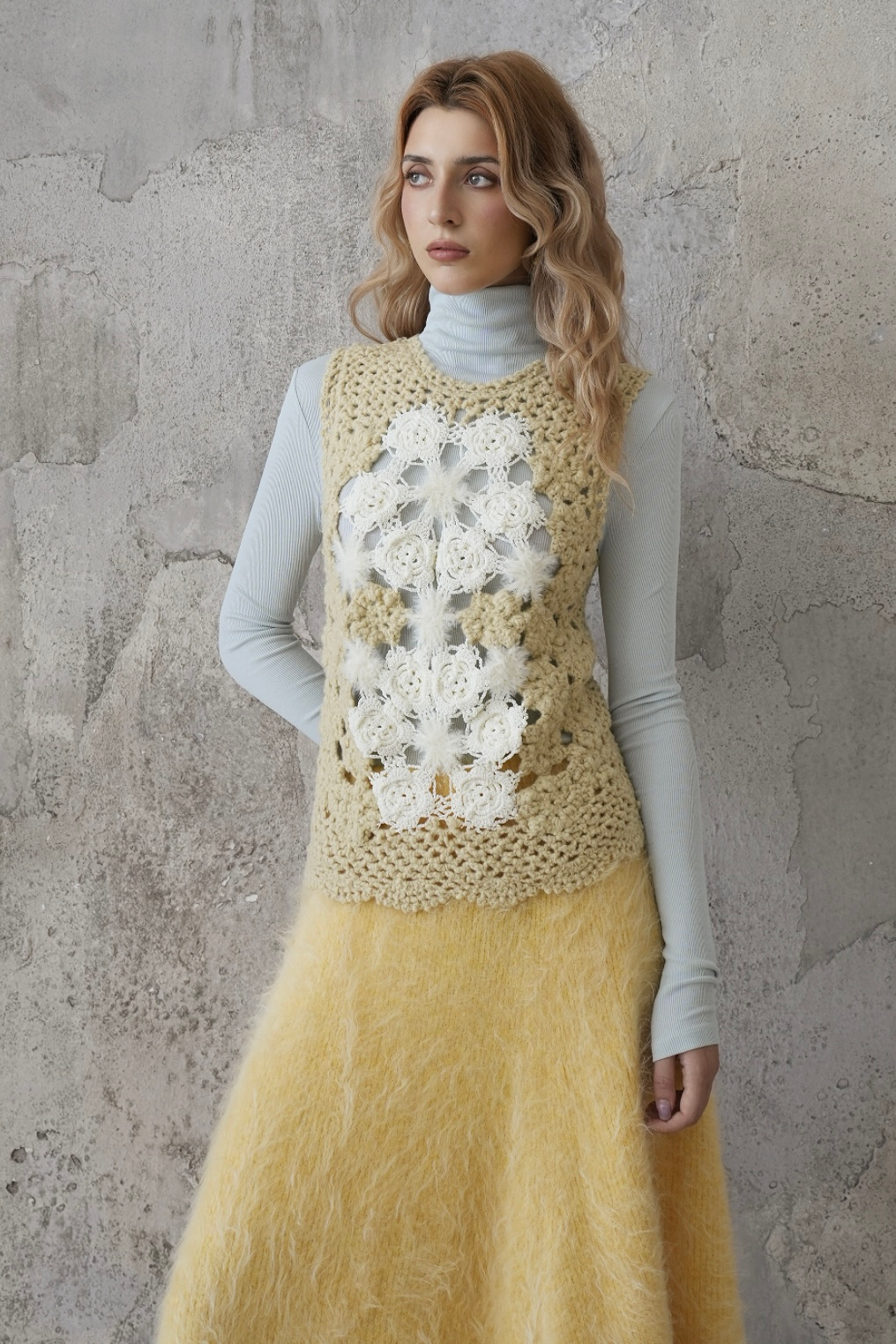 Last Sunset Crochet Bloom Knit Vest – Handcrafted Floral Patchwork Layer