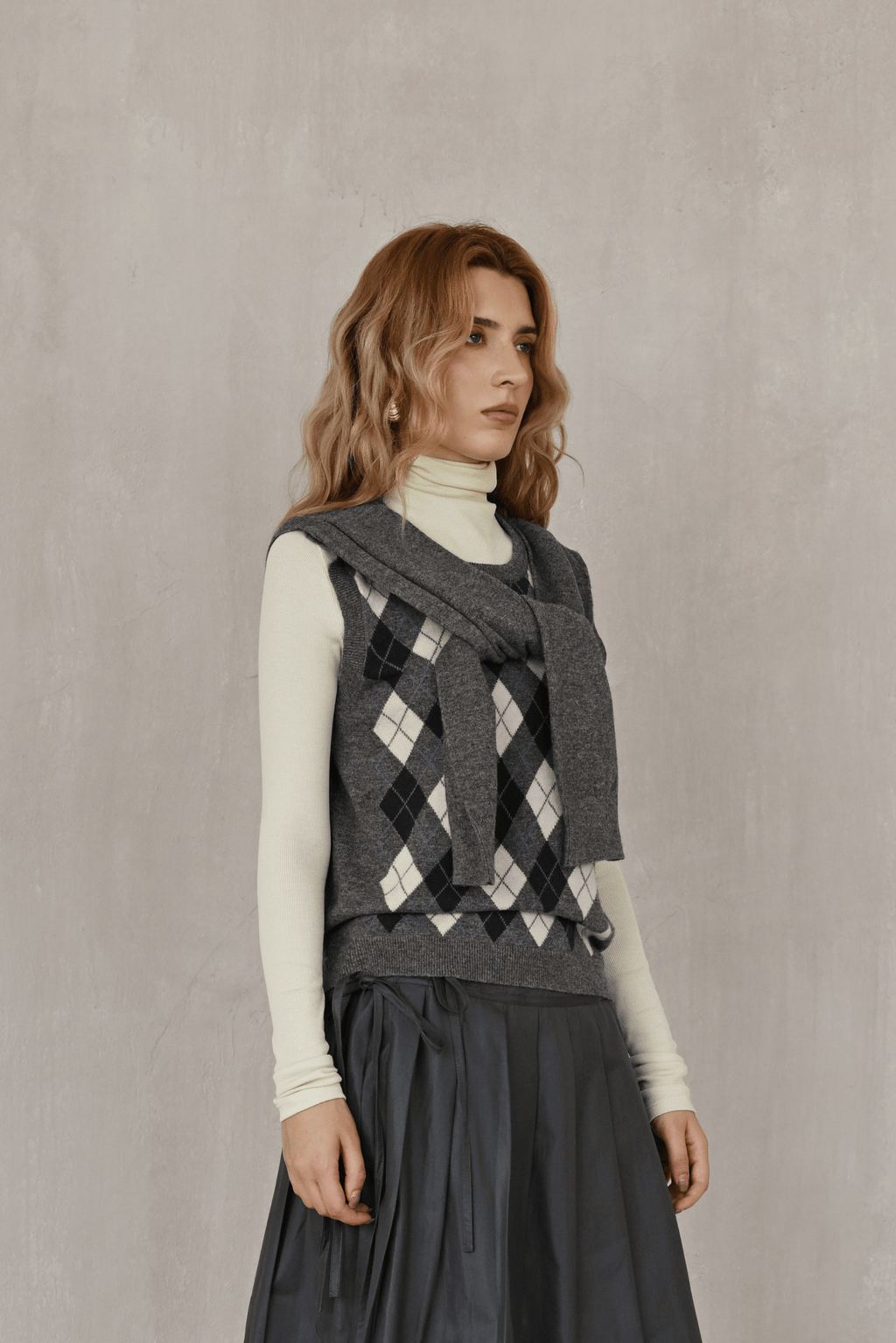 Last Sunset Pleated Midi Skirt — Grey / Almond White