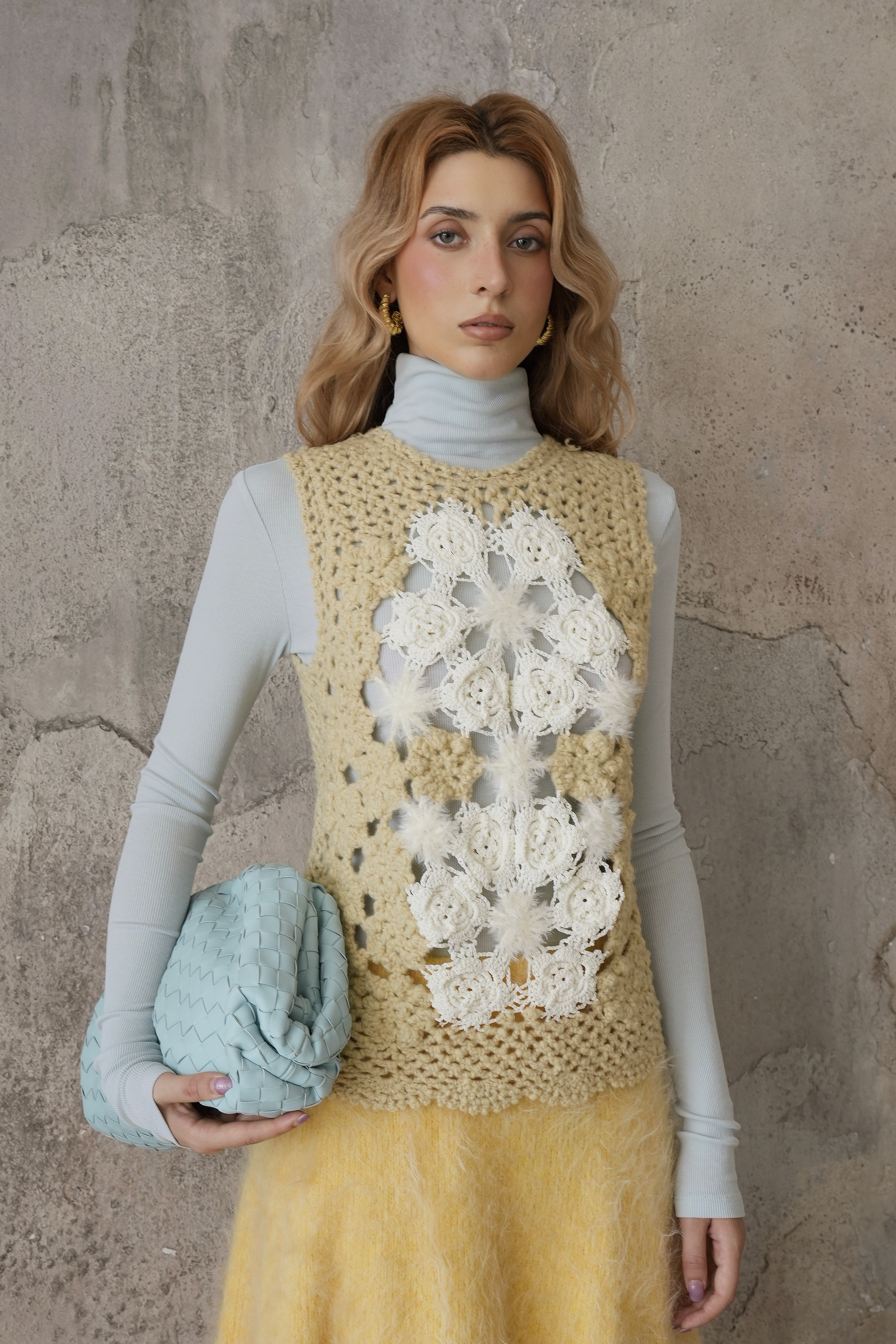 Last Sunset Crochet Bloom Knit Vest – Handcrafted Floral Patchwork Layer